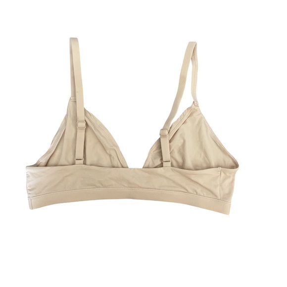 SKIMS Fits Everybody Crossover Bralette. - Picture 2 of 3
